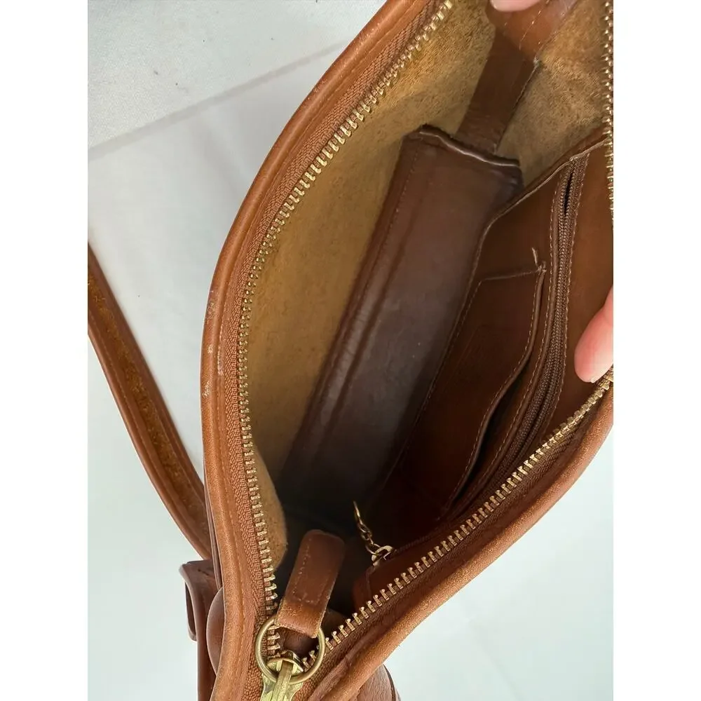 Coach Soho Brown Leather Shoulder Bag Vintage Y2K Full Grain Leather Buckle